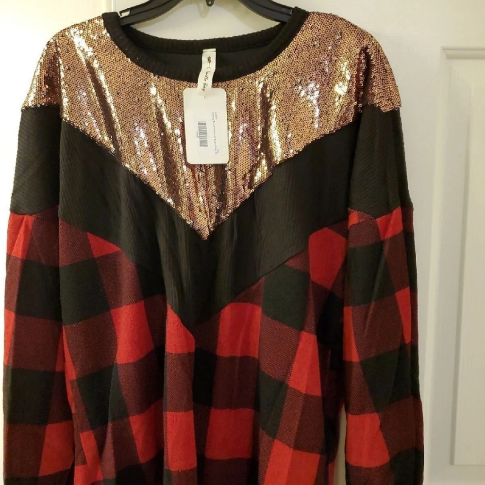 NWT Buffalo plaid/sequin top size lg
